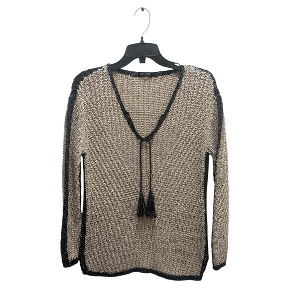NIC+ZOE Black and Cream V-Neck Sweater - Picture 1 of 4